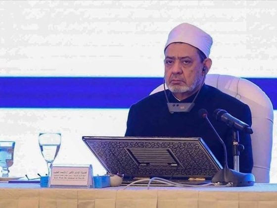Grand Syeikh Al-Azhar Kritik Taliban atas Keputusan Penangguhan Pendidikan Universitas untuk Perempuan di Afghanistan 2 Al Azhar Kritik Ide Penyatuan 3 Agama