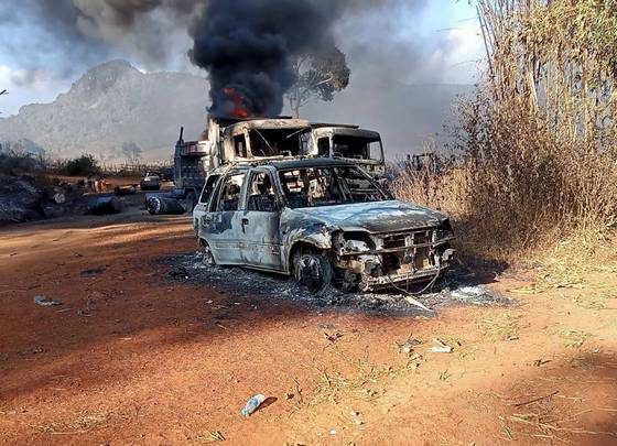 Tentara Myanmar Bunuh dan Bakar 30 Orang di Negara Bagian Kayah Myanmar 3 Myanmar 251221