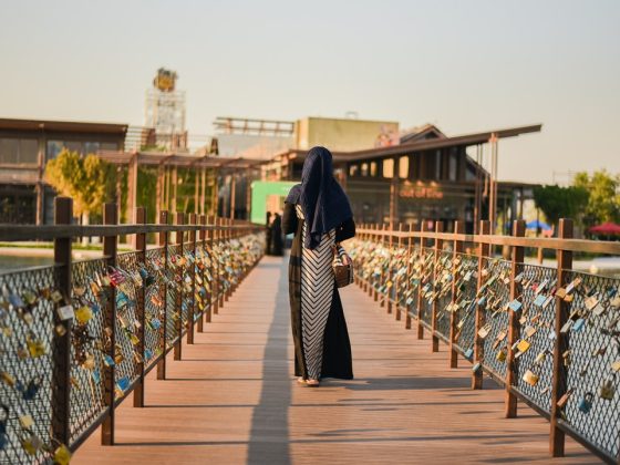 Akhlak Seorang Muslim Terhadap Dirinya Sendiri (Bag. 5): Berbusana yang Islami 1 Busana Islami