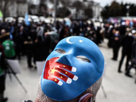 Uyghur Desak PBB Selidiki 'Kamp-kamp Pendidikan-ulang' di Xinjiang 5 Uighurs