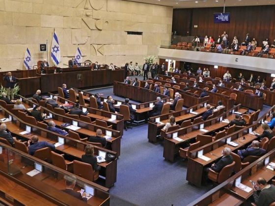 Koalisi Pendukung Pemerintah Israel Menjadi Minoritas Setelah Anggota Parlemen Sayap Kiri Arab Mundur 5 parlemen israel