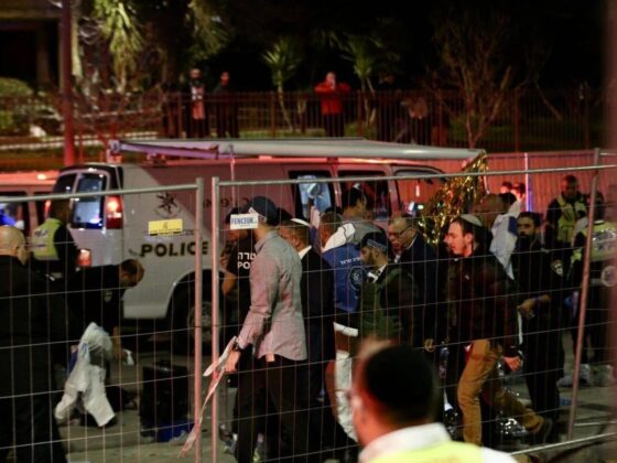 Penembakan di Sinagog