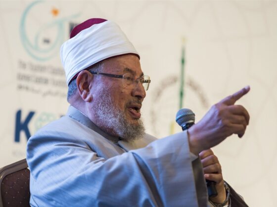 Masalah Keluarnya Wanita untuk Melaksanakan Shalat Tarawih 3 Yusuf Qaradawi